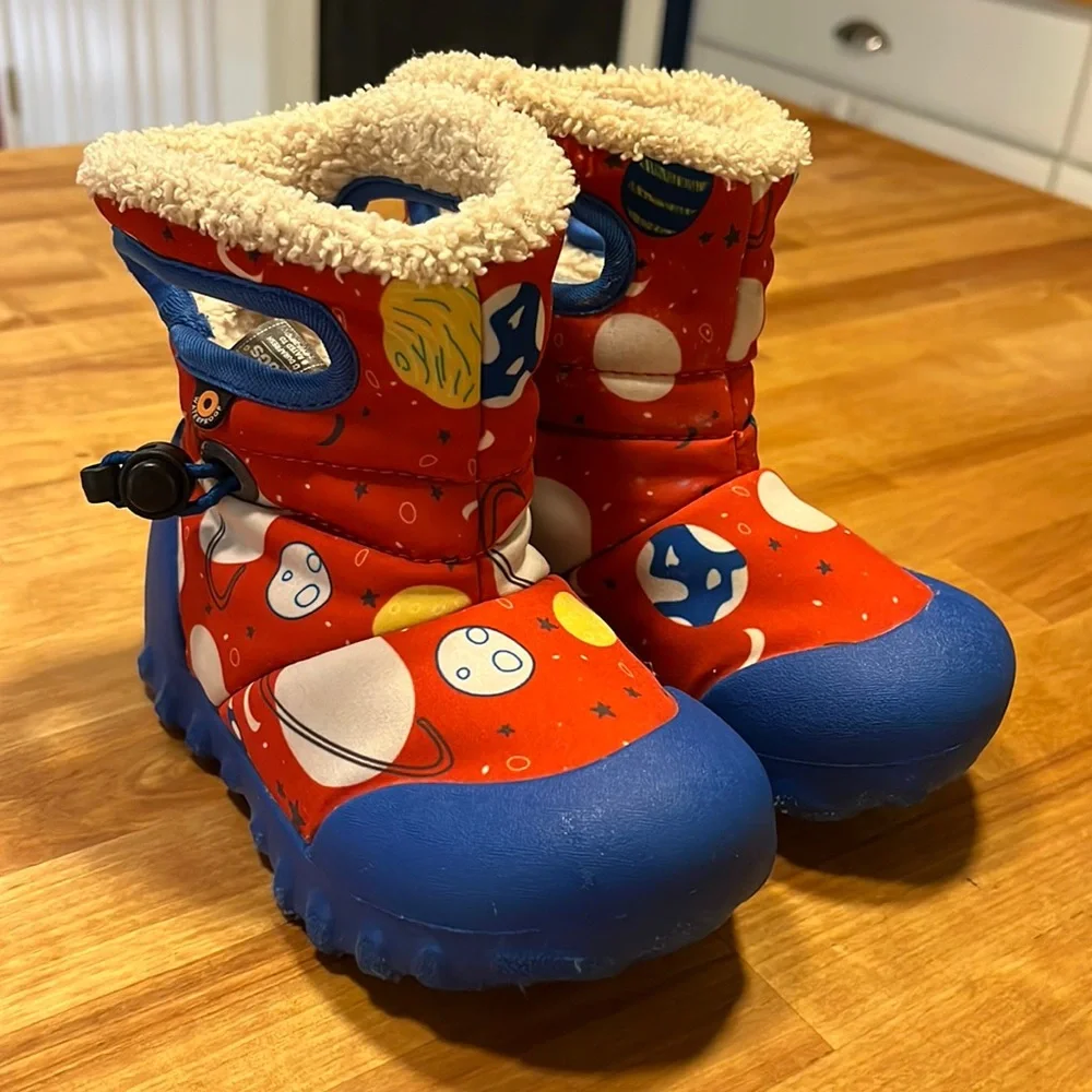 Bogs Kids Space Print Red and Blue Winter Boots